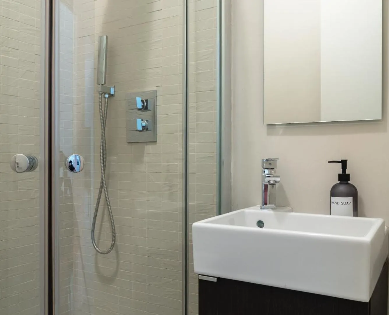 Alpigneto Apartment 로마 이탈리아