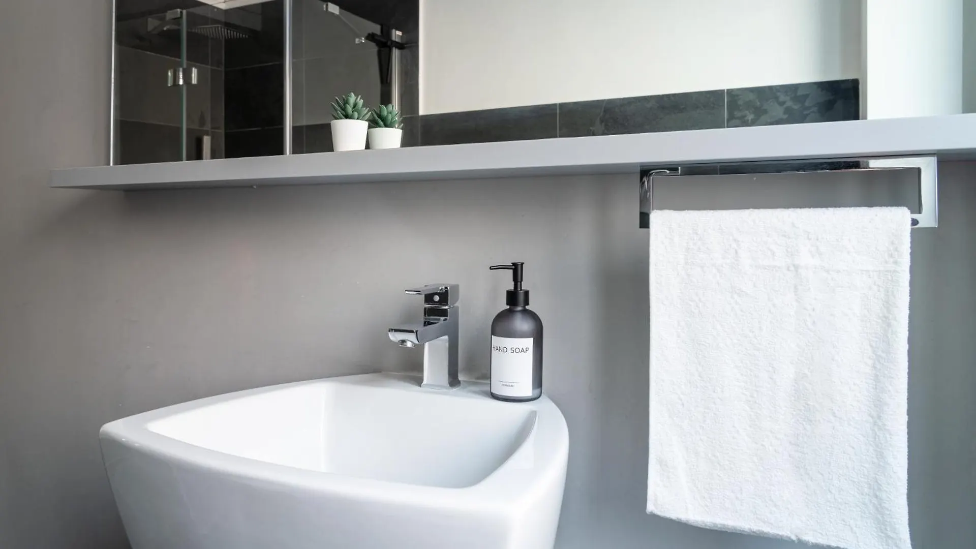 Alpigneto Apartment Rome